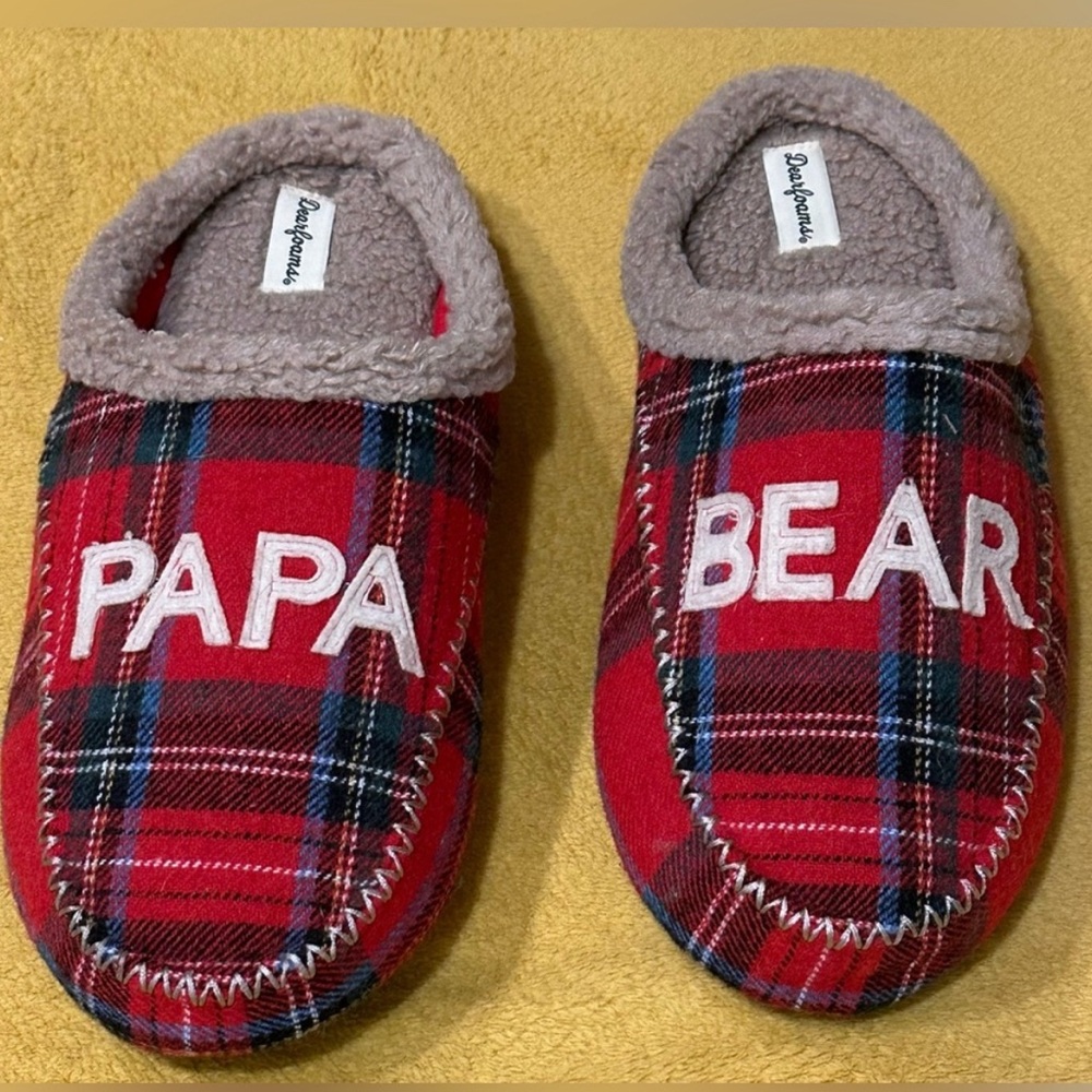 Papa Bear Red Plaid Slippers by Dearfoams. Matching Family Bear. Men’s  11-12